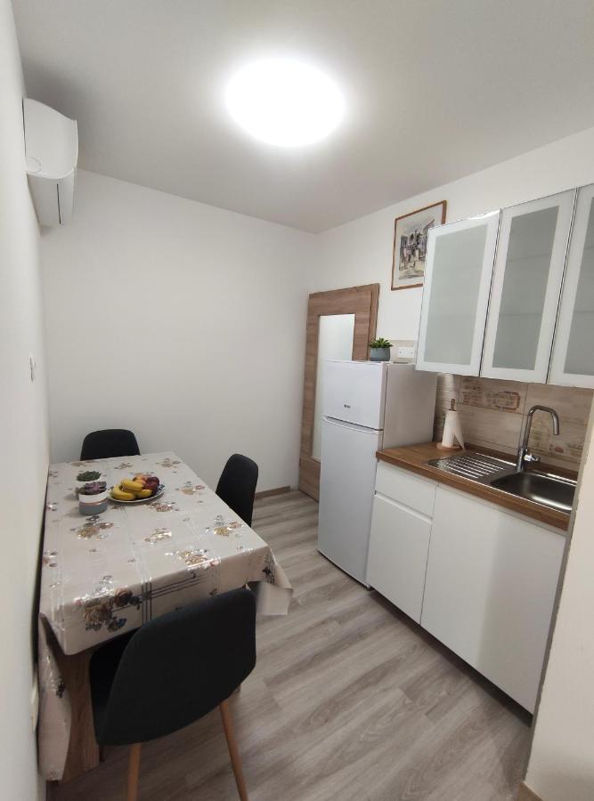 Apartma Ana Koper Eksteriør billede